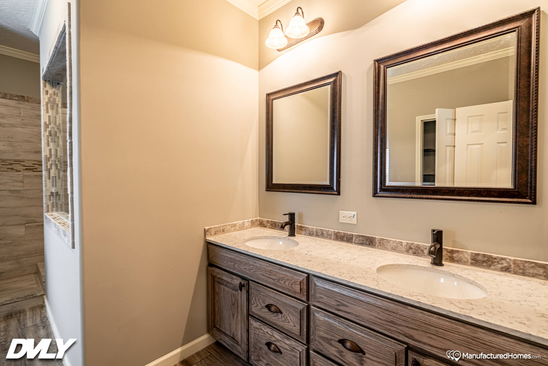 Deer Valley Series Briarritz DVT-7204B - Clayton Homes of Cayce, SC